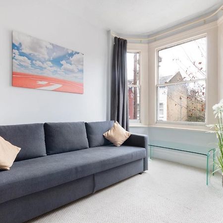 לונדון 1 Bed Clapham Junction Apartment מראה חיצוני תמונה